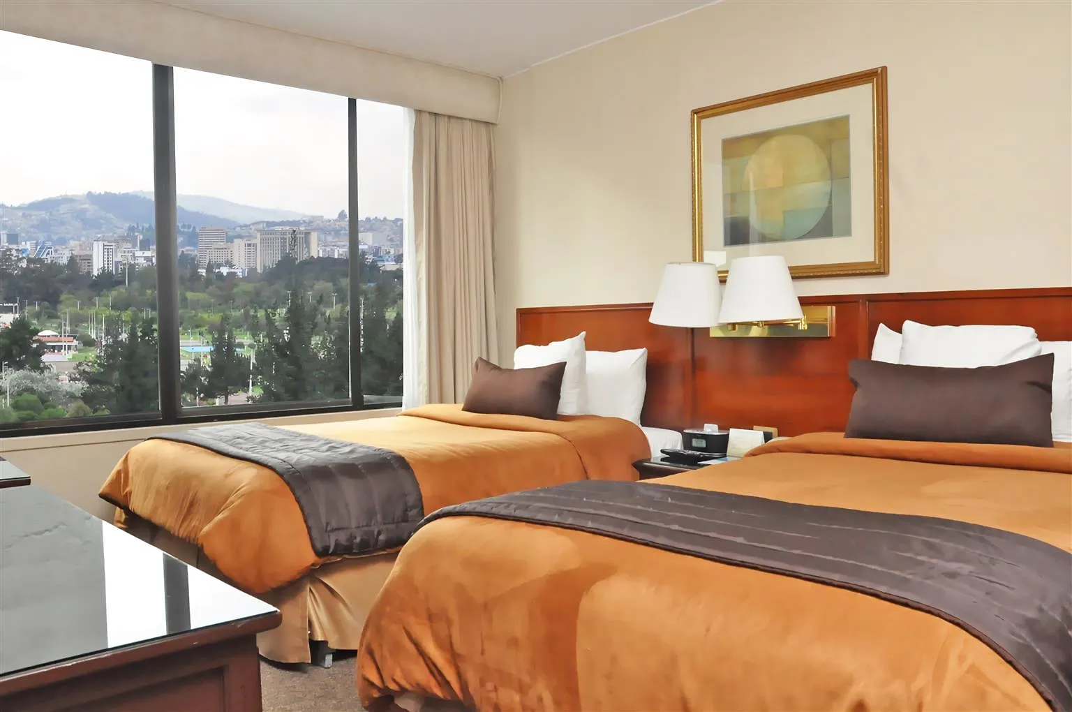 Best Western Cplaza Hotel Quito 5*,