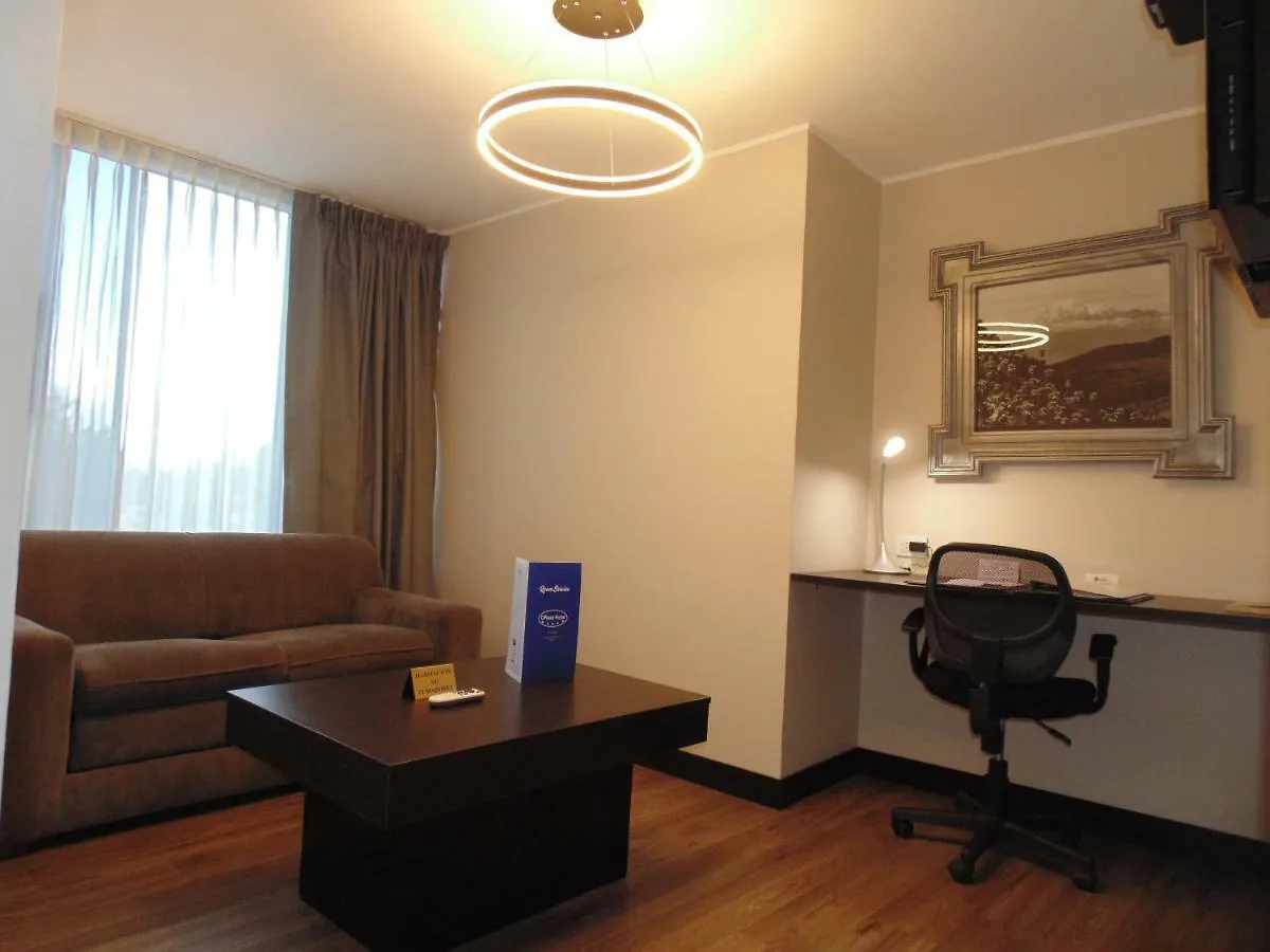 Best Western Cplaza Hotel Quito 5*,