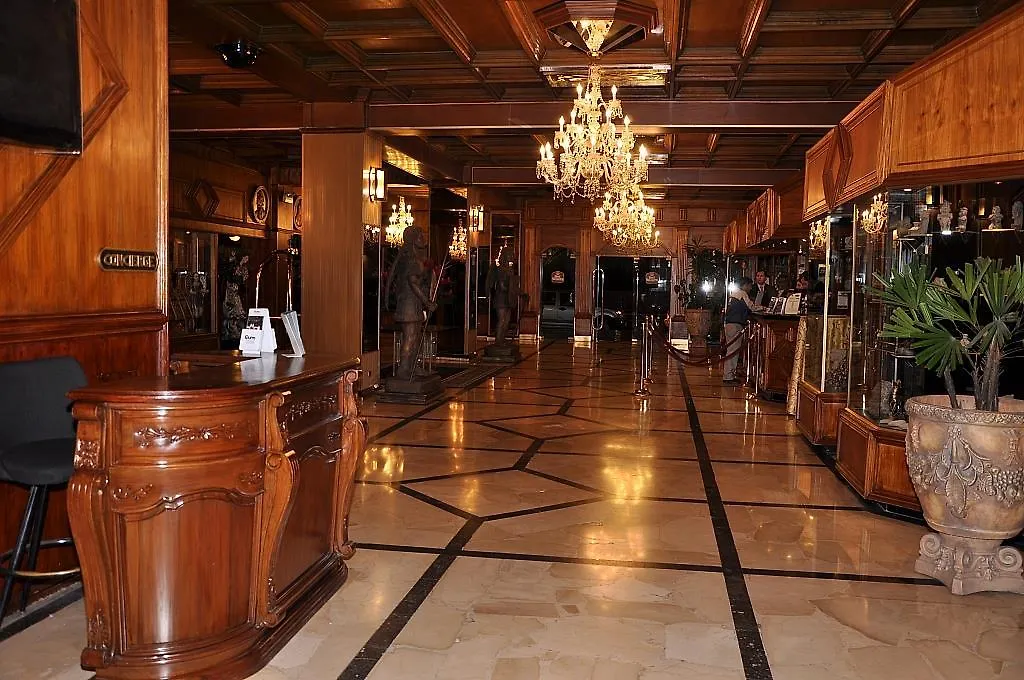 Best Western Cplaza Hotel كويتو